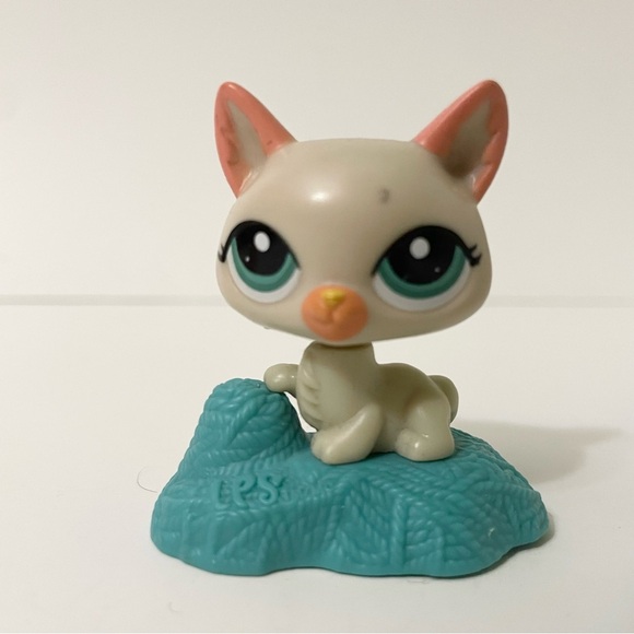 LPS Littlest Pet Shop Toys Panda Bear Hamster Chinchilla - Picture 11 of 16